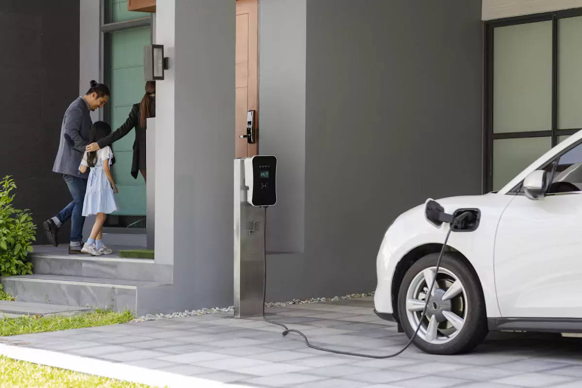 wallbox a carregar carro elétrico em casa
