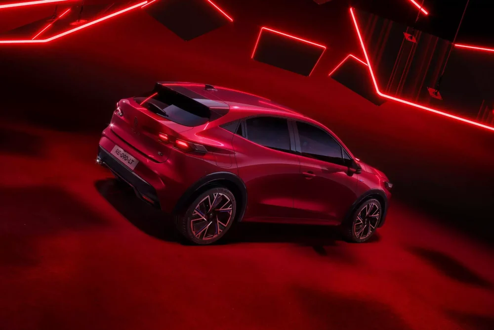 Renault Clio 2026 visto de lado