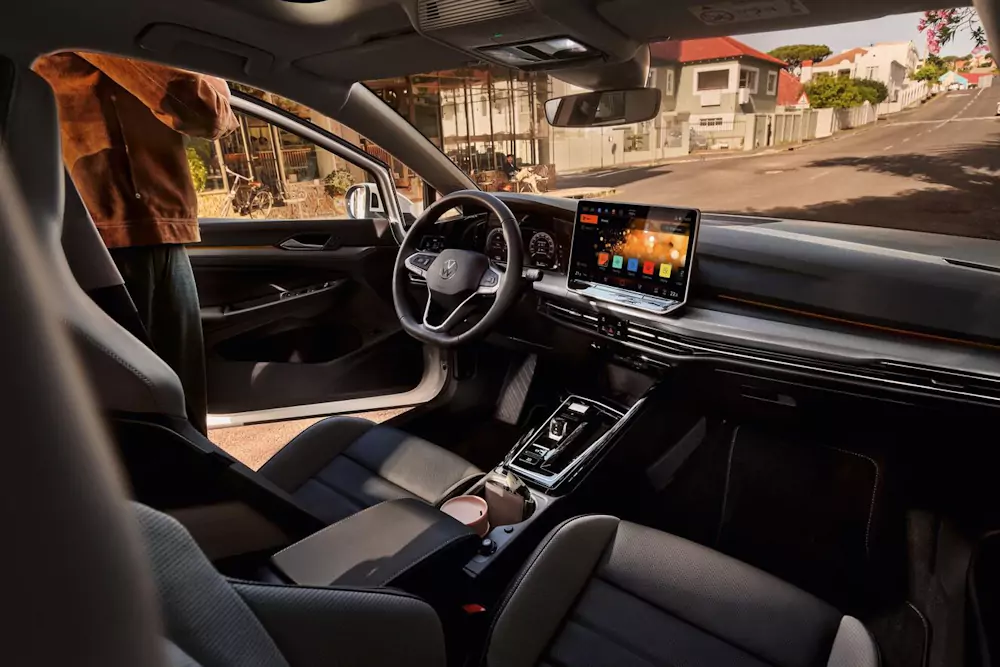 interior carrinha volkswagen golf