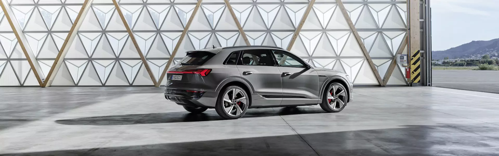 Audi Q8 e-tron: SUV 100% elétrico