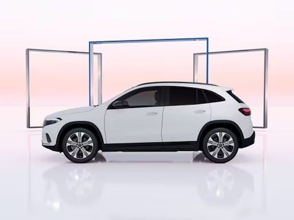 EQA SUV Electric Art