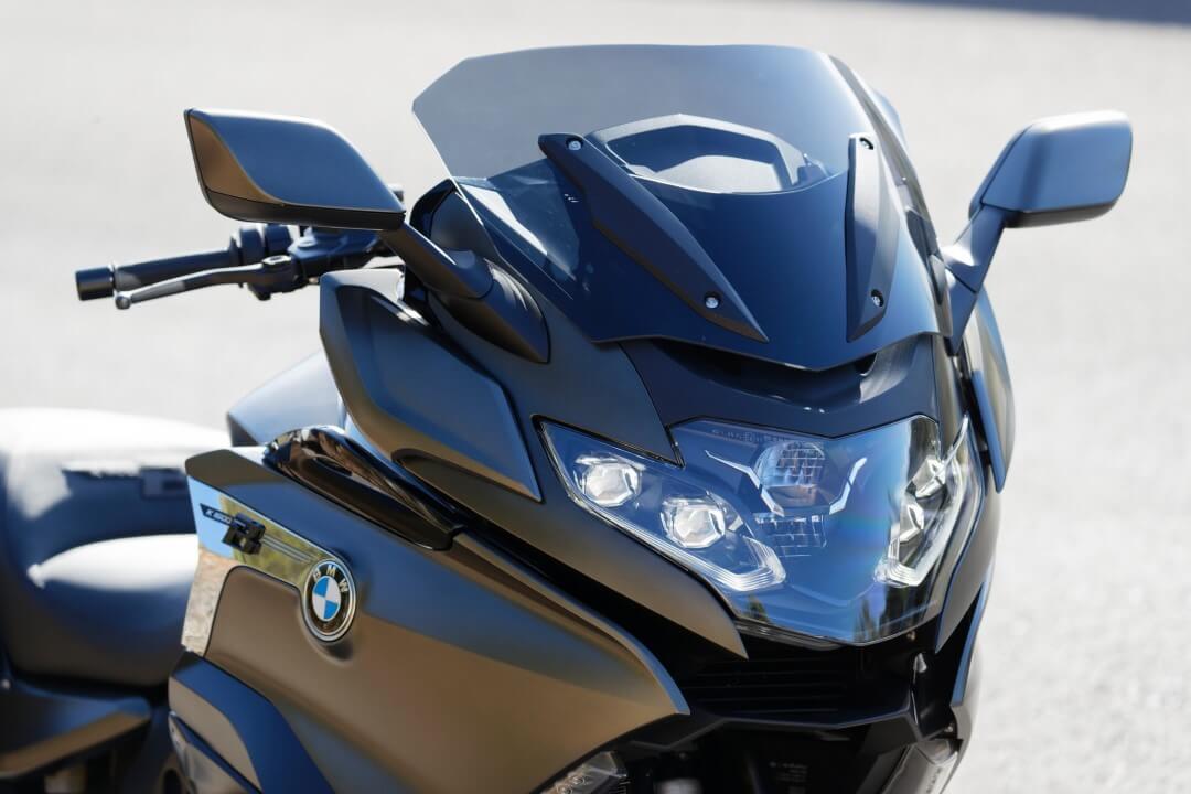 frente da BMW K 1600 B