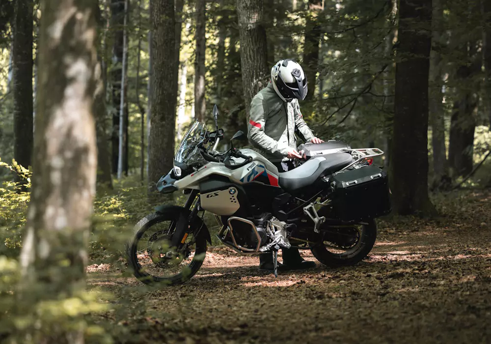 Nova BMW F 900 GS Adventure