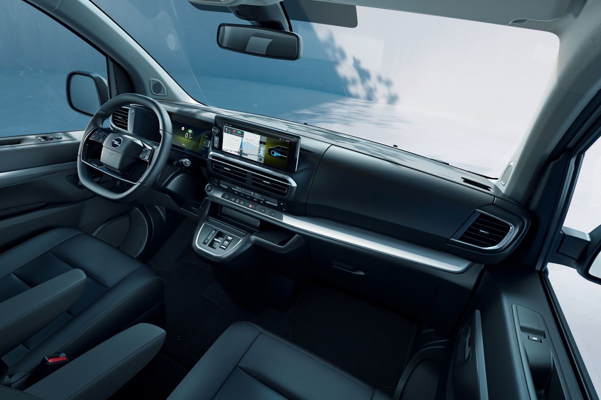 Tecnologia, painel e interior Opel Zafira